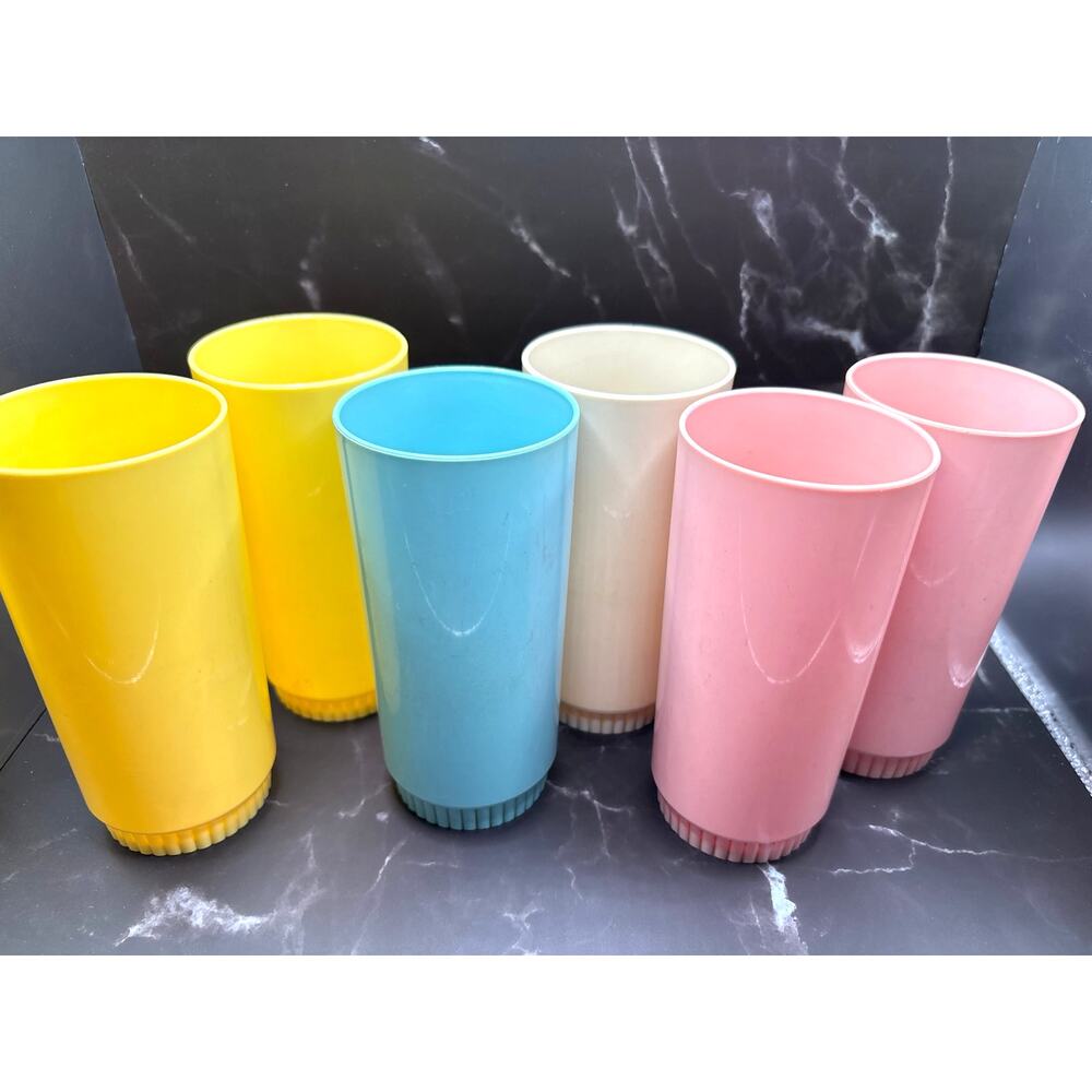 Vintage MCM Royalon Set of 6 Assorted Pastels Plastic Melamine Tumblers Retro